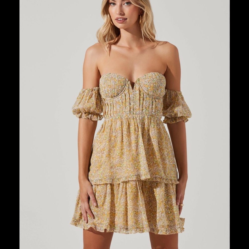 Astr the label - off the should two tier mini dress